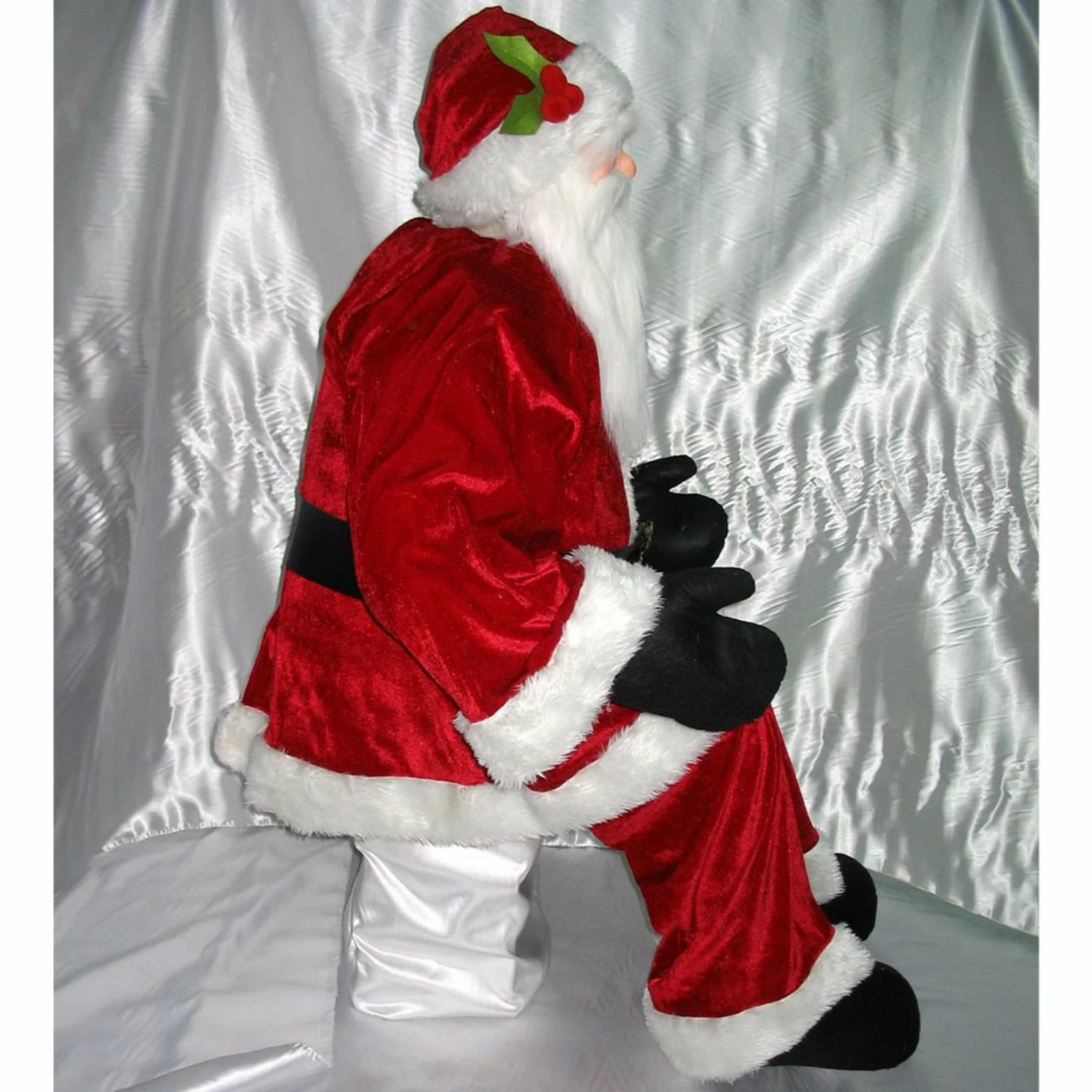 Budget β€οΈ Santa Figurines Vickerman 6 Ft. Red Velvet Standing Or Sitting Santa π - Image 2
